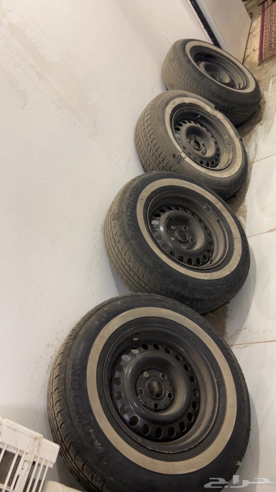 Wheels with tires for sale for Hilux (Mercedes)63205401244033113
