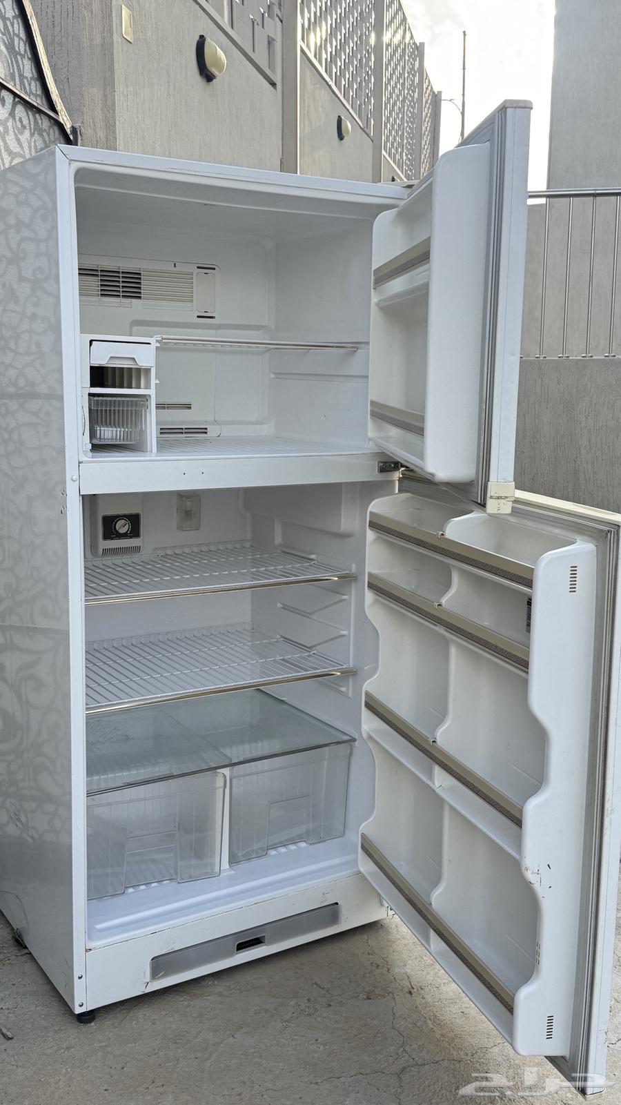 ثلاجات للبيع63182500463747111