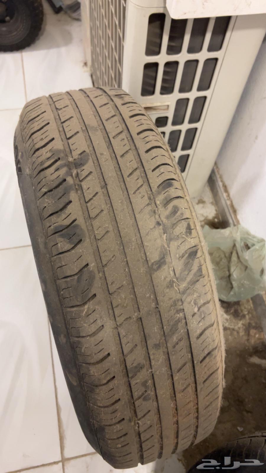 Wheels with tires for sale for Hilux (Mercedes)63205401244033111