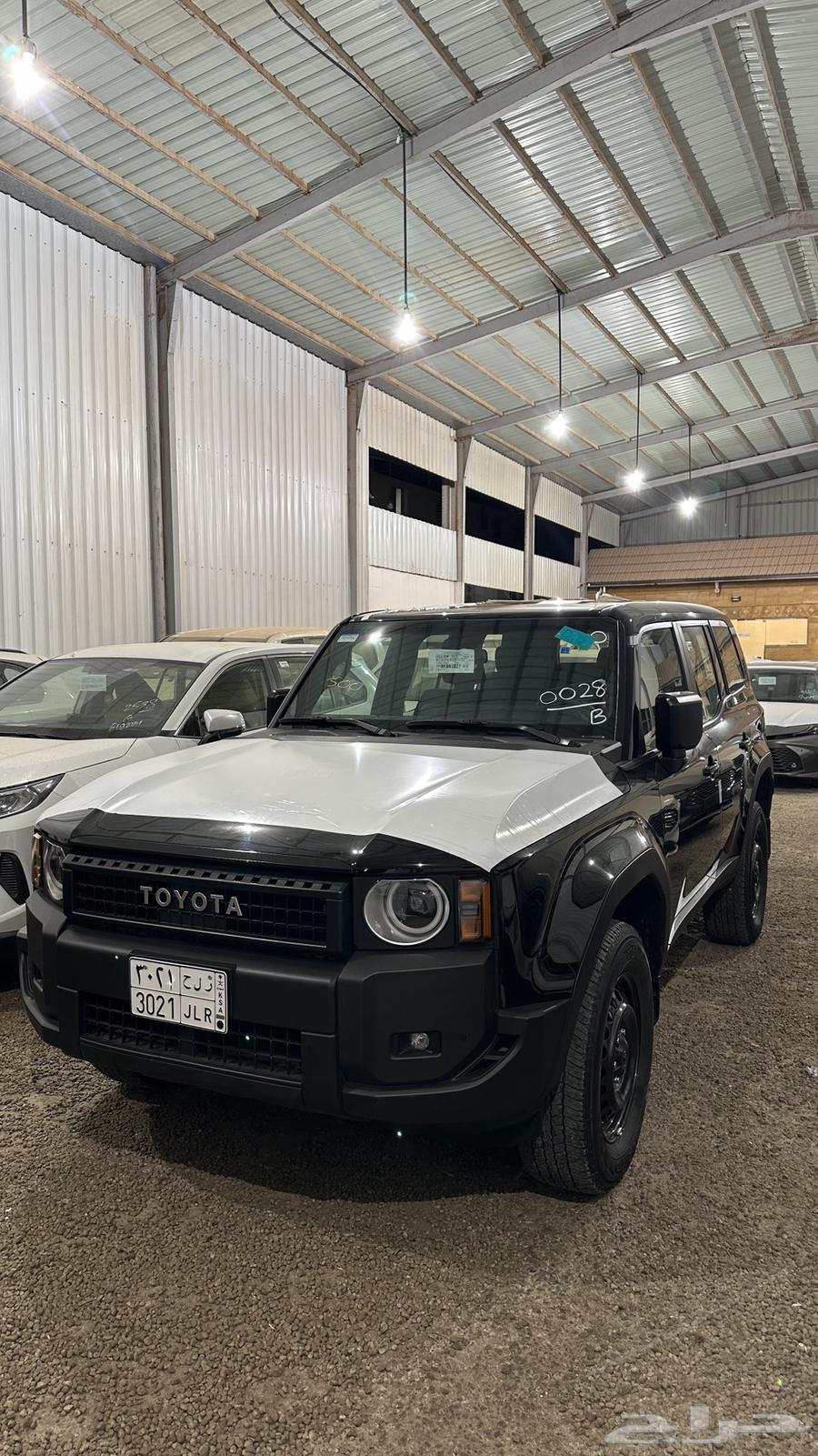 برادو 2024 tx1 بنزين سعودي ممشى قليل اسود سعودي63206430150017114
