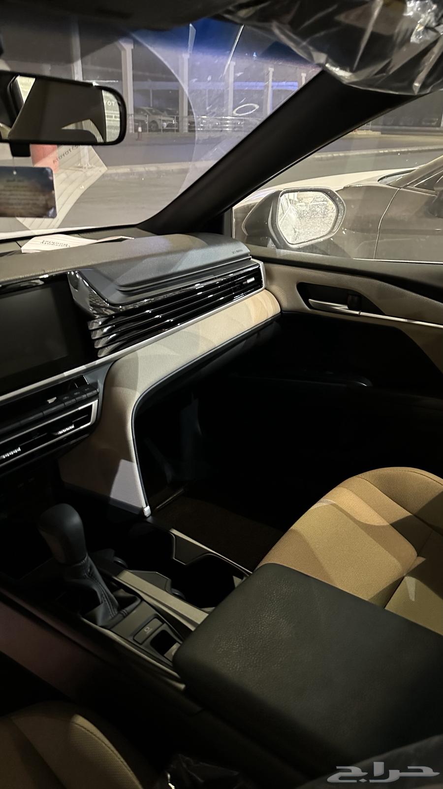 2025 Camry E Titanium, Saudi specification, 115,000 including tax63205414695427114