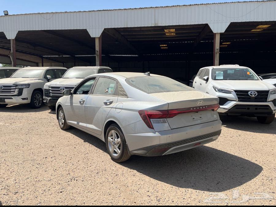 Hyundai Accent Elite 2025 model, cash and installment available63205411193603114