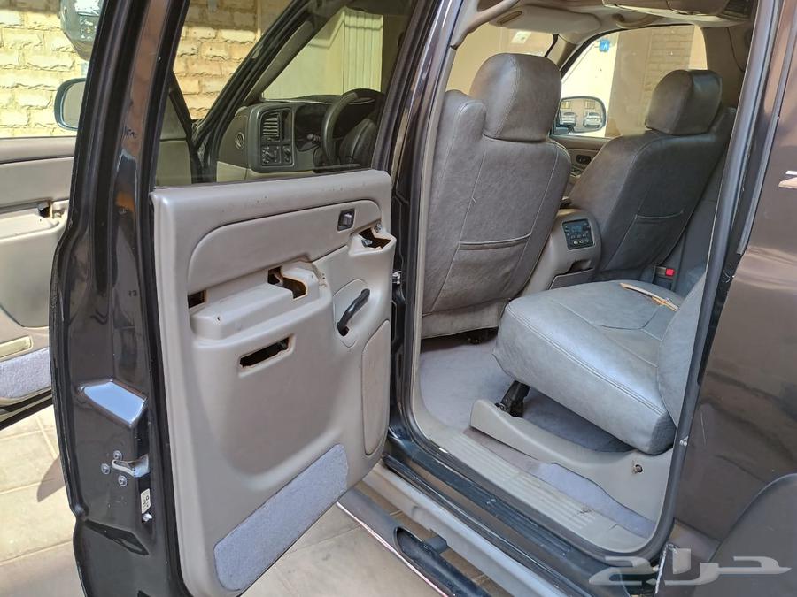 Chevrolet Suburban 200563204890125187114