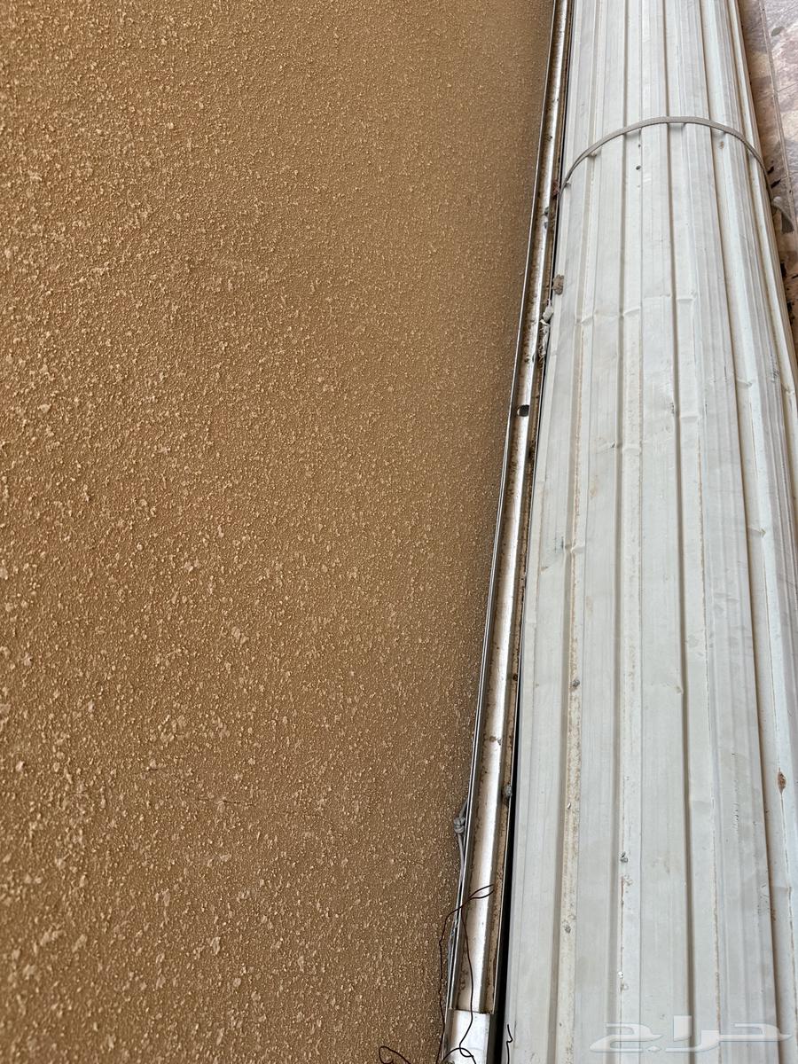 Water tank - wooden doors - glass bathroom windows63205935076994113