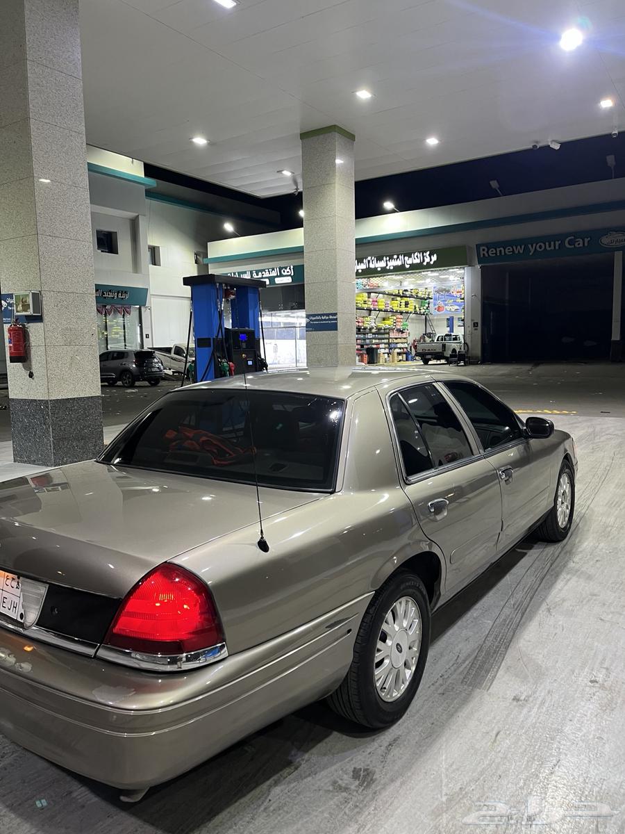 Ford Crown Victoria ((Low mileage))63204898136579112