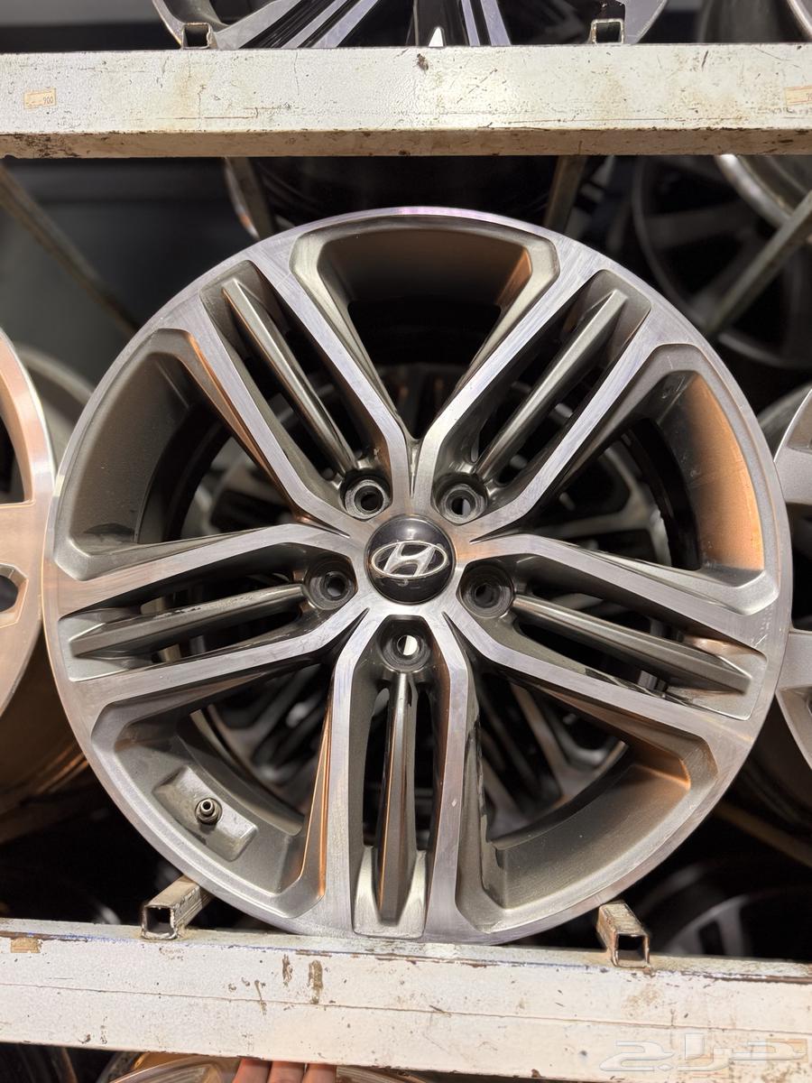 Original Rims Azera 2018 Model, Size 18, Genuine and Agency63204925064449112
