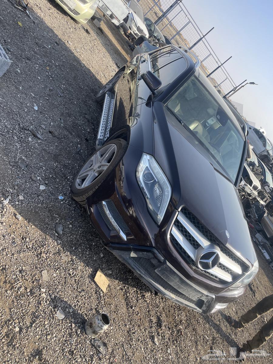 Dismantling Mercedes63202695651971113