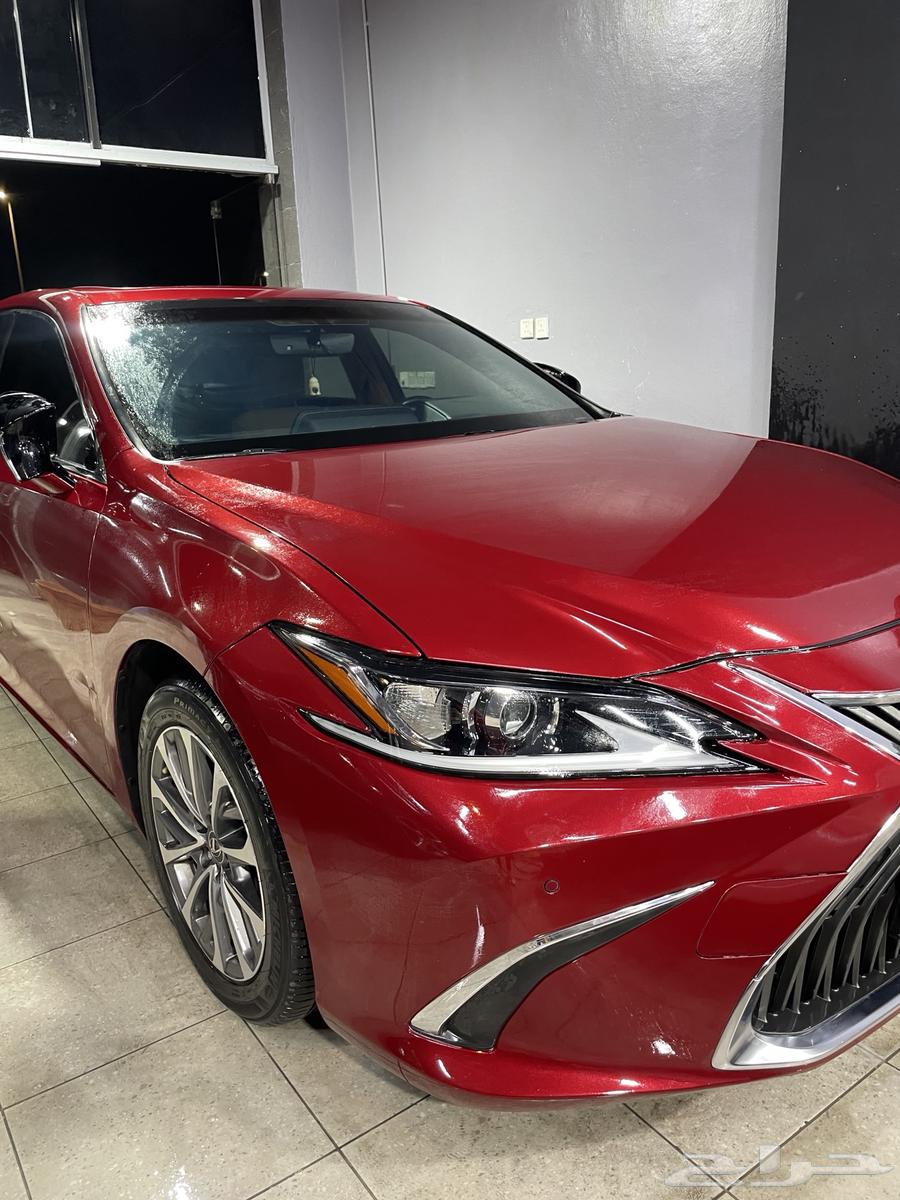 Lexus632017112842261120