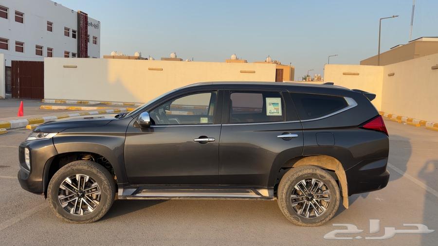 Mitsubishi Pajero for sale, 2023 diesel model63201195149571112