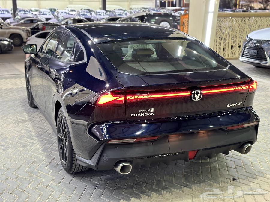 Changan UNI in 2023 model, fully loaded, with warranty and maintenance.63201194952578114