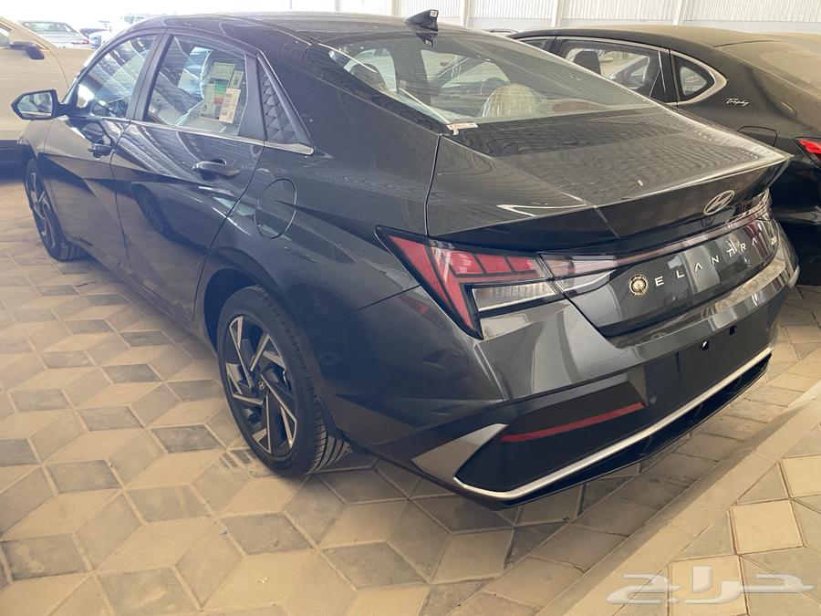 Hyundai Elantra Comfort 2000 Saudi 202563204924985601112