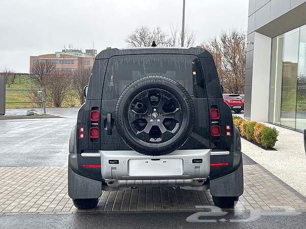 2024 Land Rover Defender 90 P300 S63204908384258113