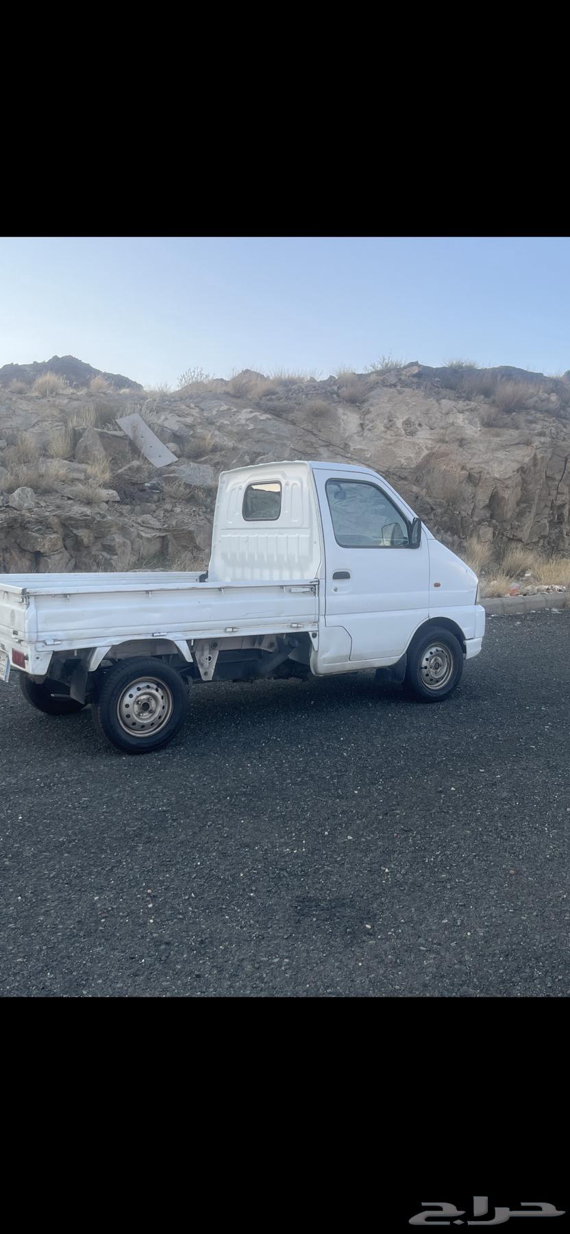 Suzuki motorbike63204908356355114