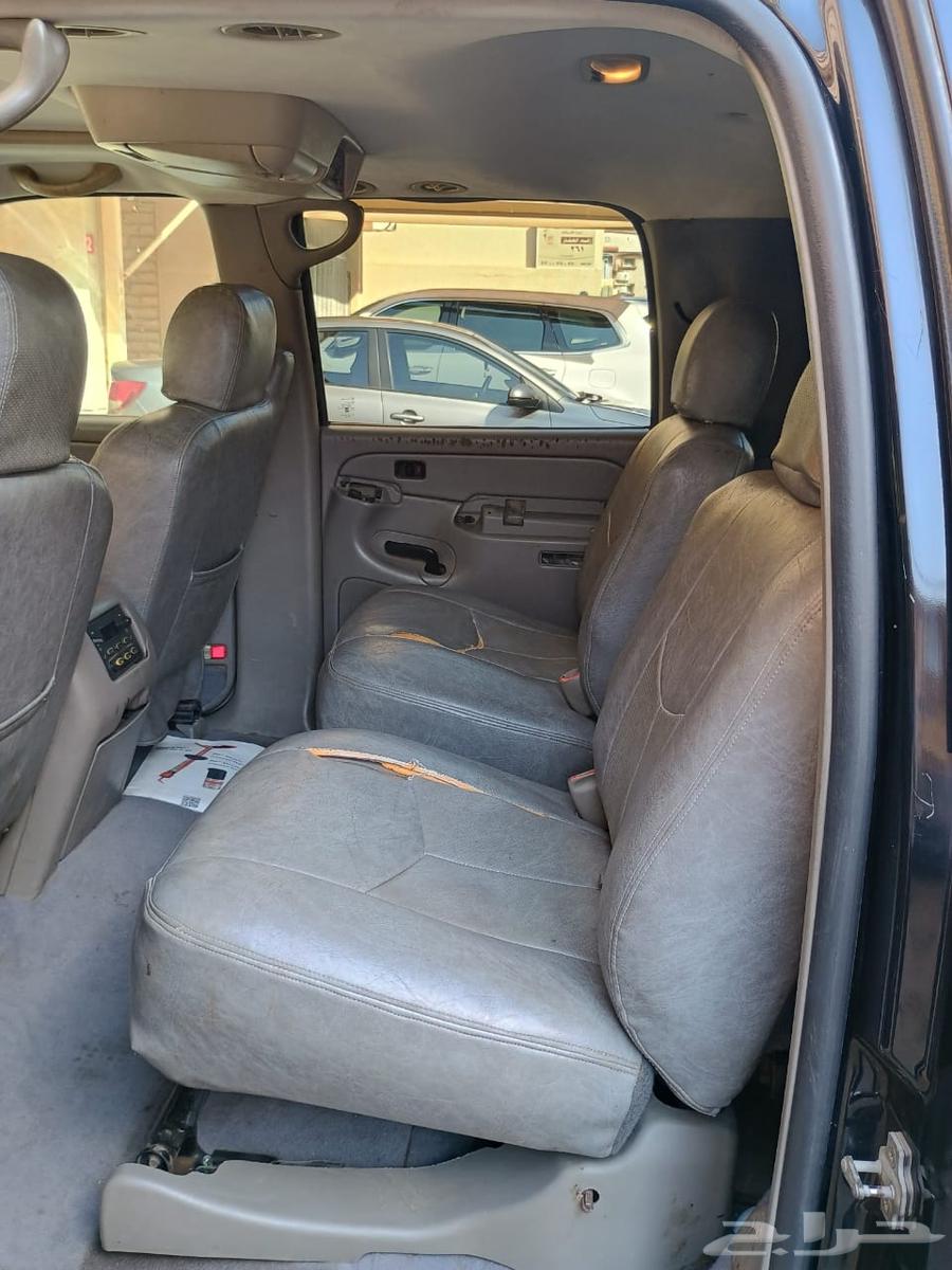 Chevrolet Suburban 200563204890125187112
