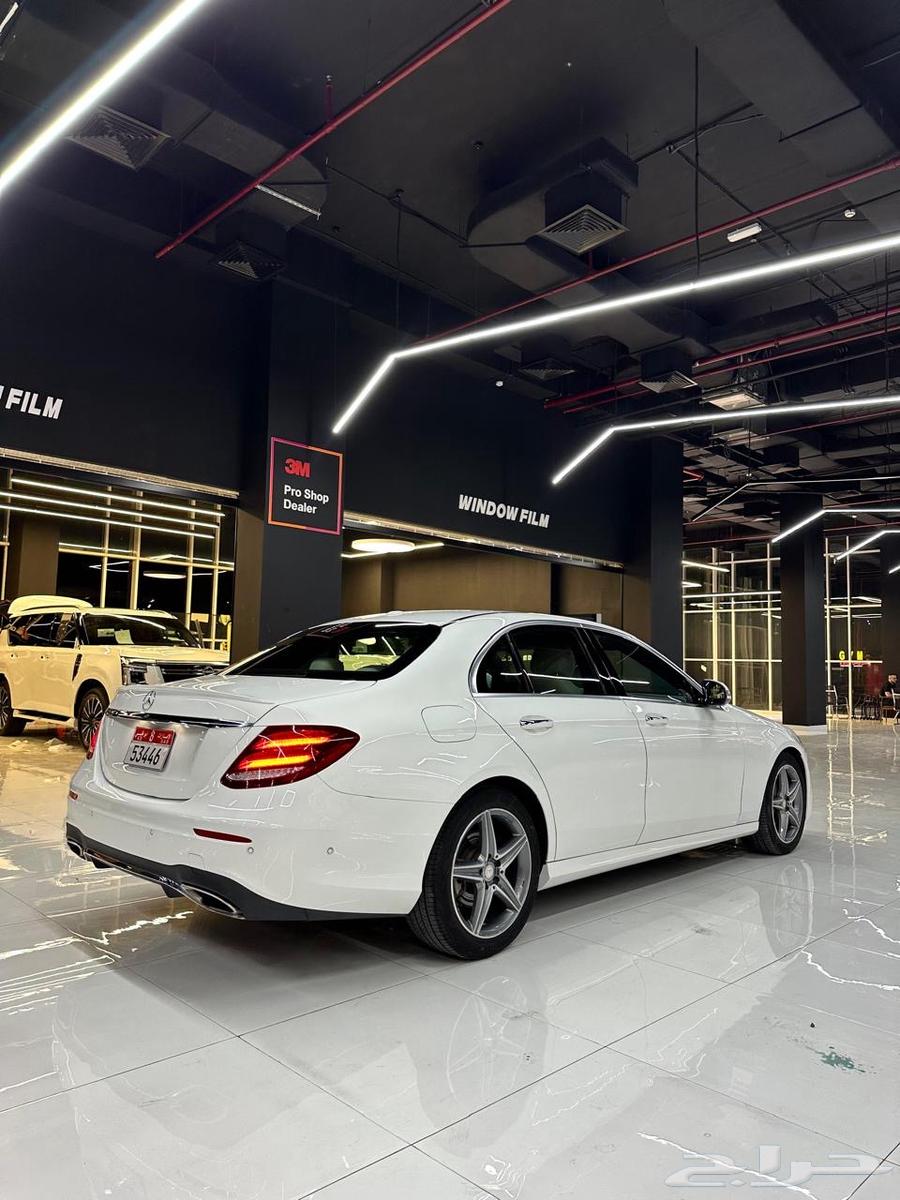Mercedes 2017 e300 UAE plates63204349685249113