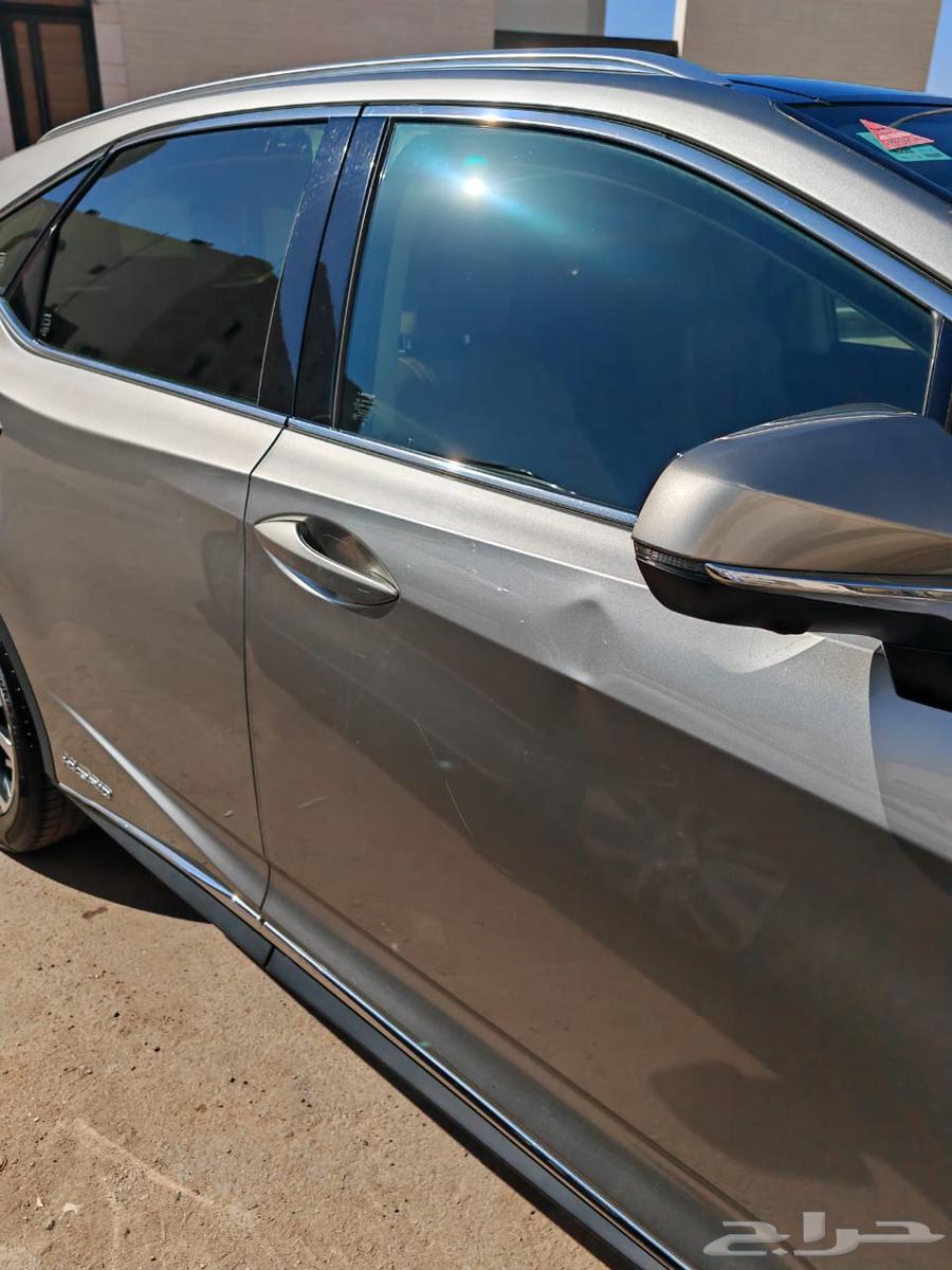 Clean 2019 Lexus Hybrid63201187998210114