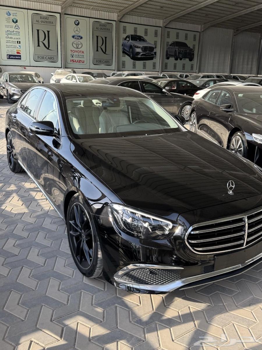 Mercedes E200 black 2021 Juffali ((Sold))63205401772418111