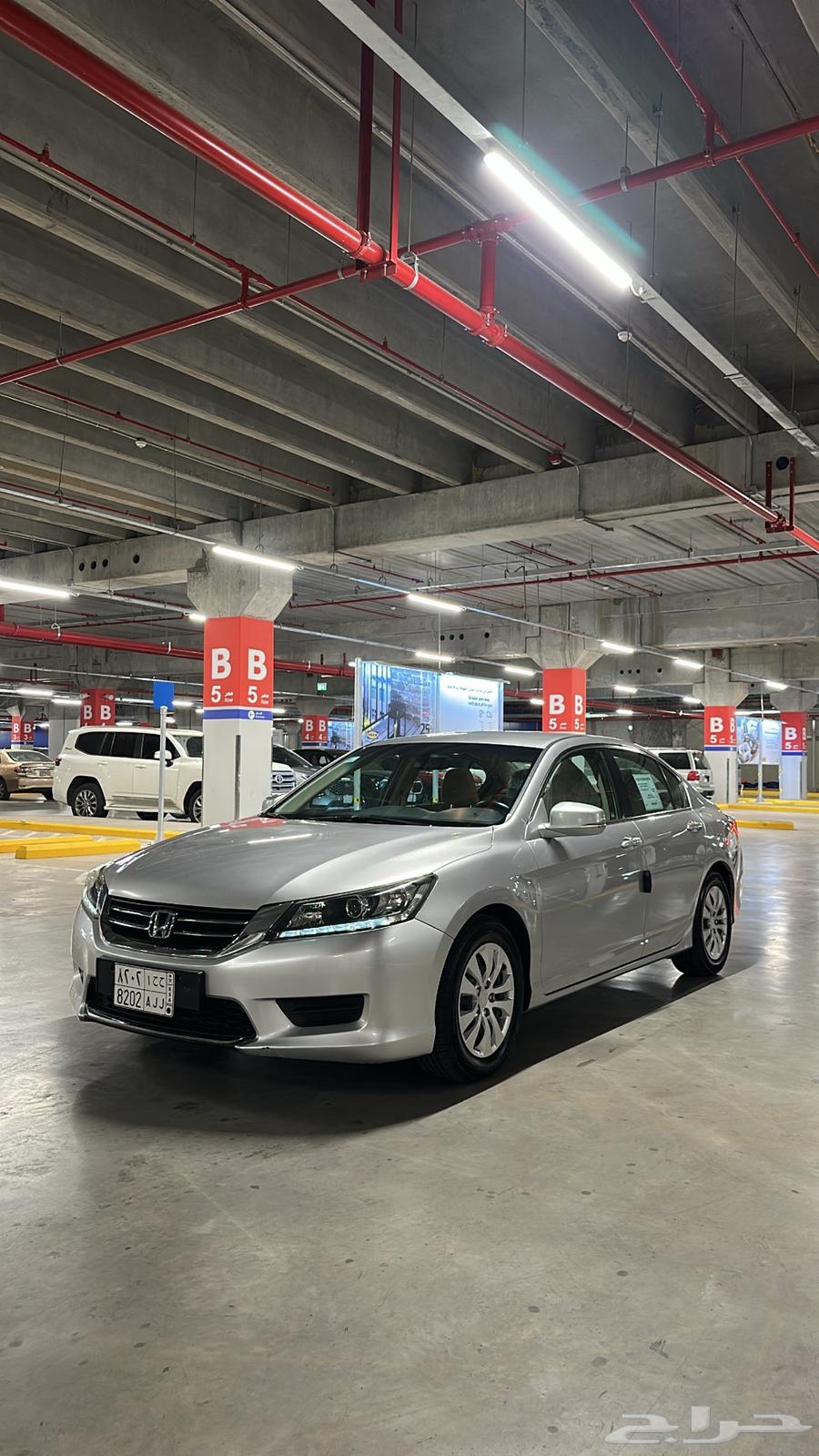 Honda Accord 13 standard, sold. I need an agency, silver.63201203055873112