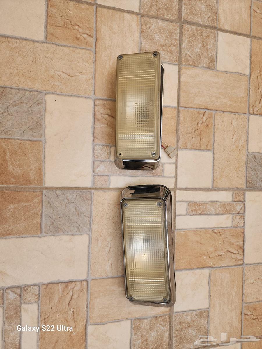 Side mirror for a 2002 Ford van and side lights63197683767683113