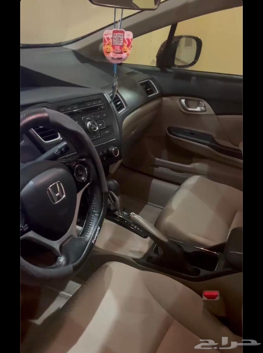 Honda Civic full option 201463197680157442114