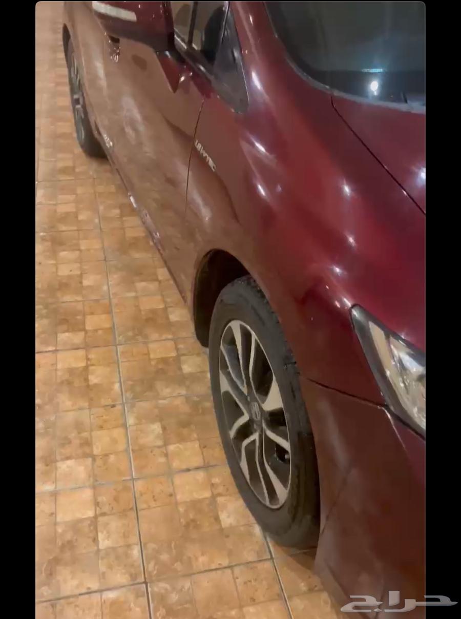 Honda Civic full option 201463197680157442112