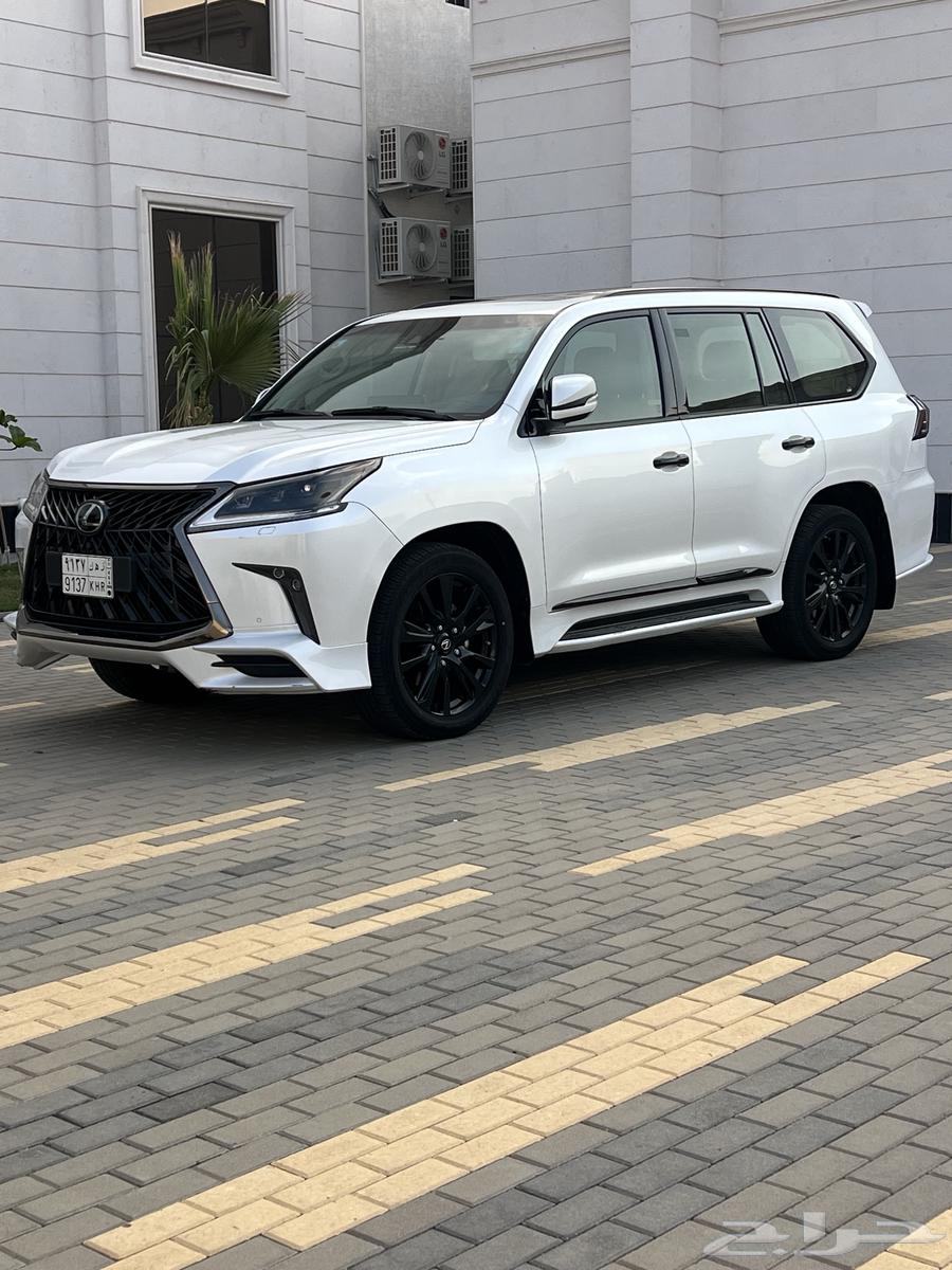 Lexus Black Edition 2019, clean ((sold))63201209459203111