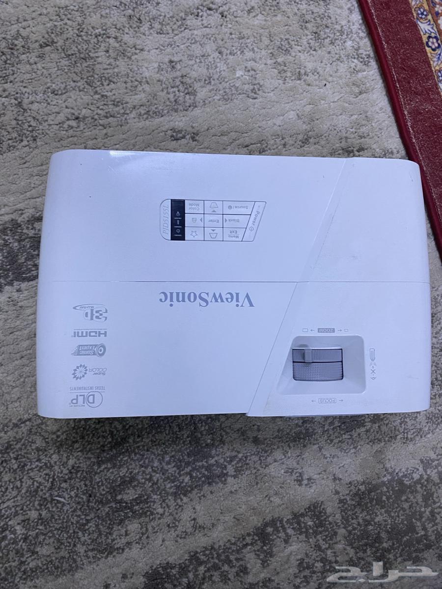 Projector63136217390721113