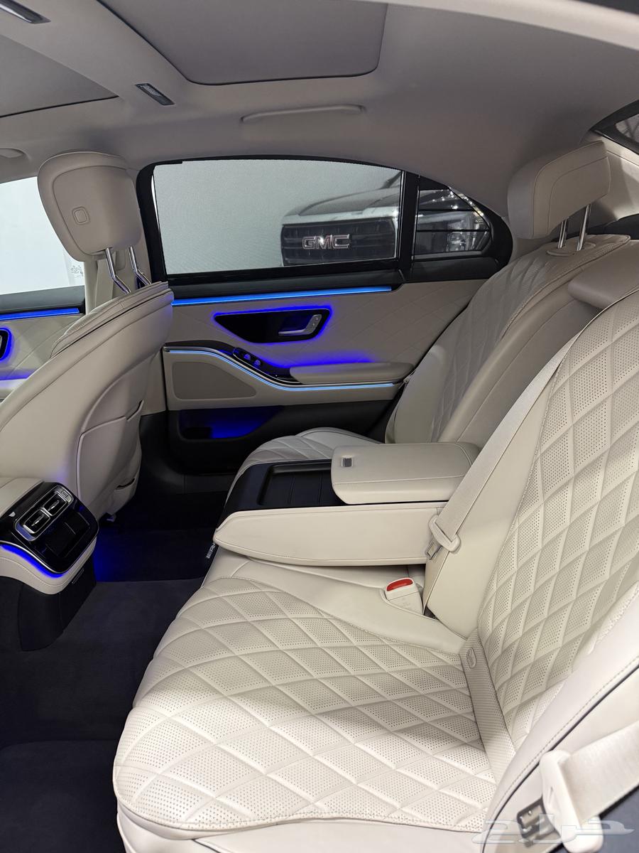Mercedes jewel for daily, monthly, and yearly rental, car rental office63198663330690114