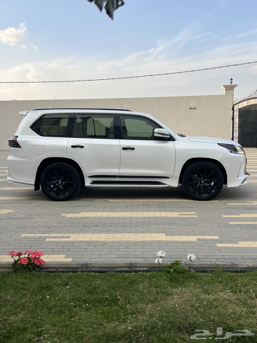 Lexus Black Edition 2019, clean ((sold))63201209459203114