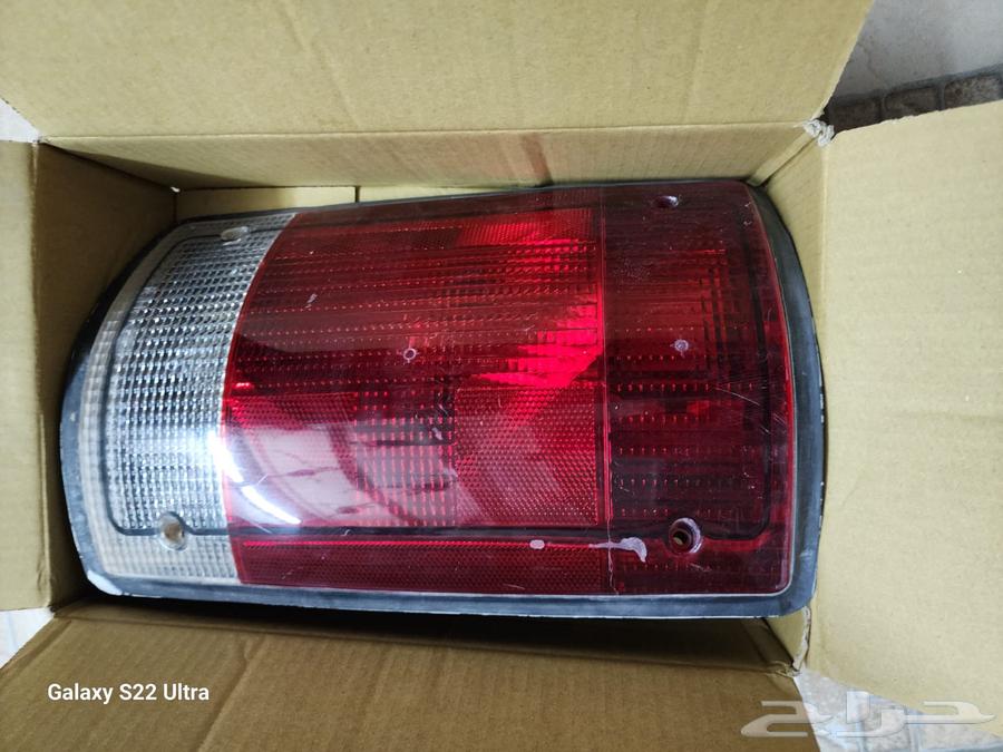 Side mirror for a 2002 Ford van and side lights63197683767683112