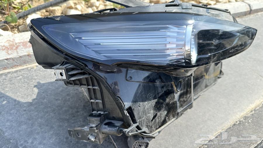 شمعة يمين مازدا CX-30 اصلي وكالة63199159840003114