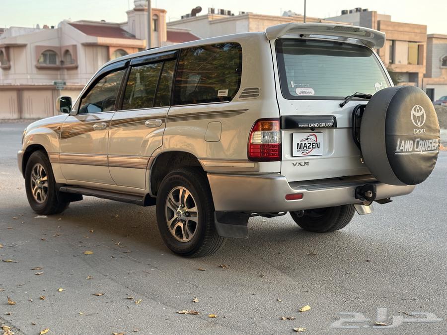 تويوتا لاندكروزر63200664825345114