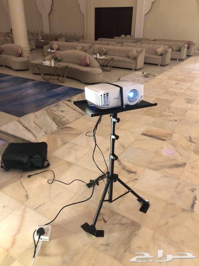 Projector and screen with stand for rent, suitable for screening matches63138543861634113