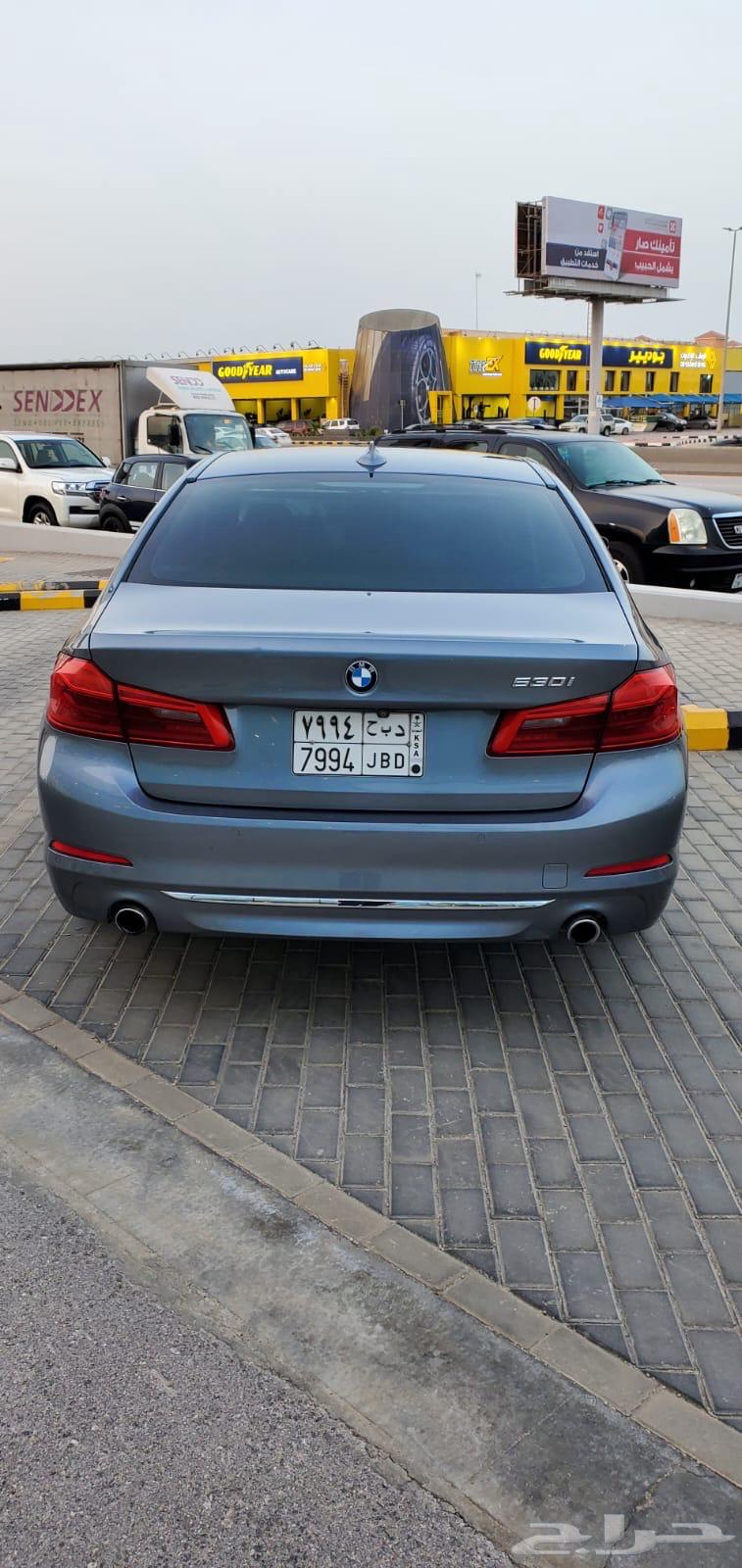 BMW 530i 2017631996612069151120