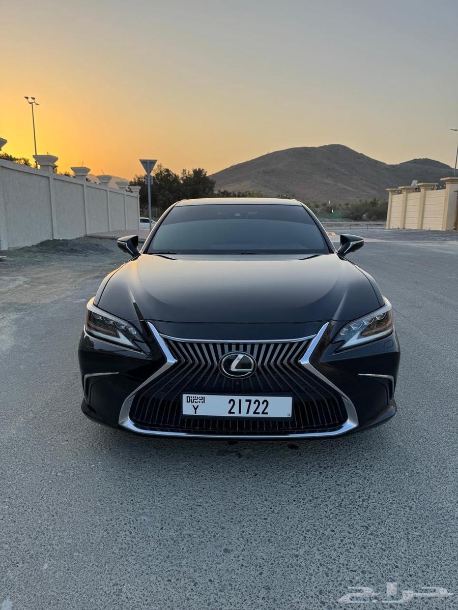 Lexus ES350 Gulf Platinum 2020 model in Dubai63201216963585113