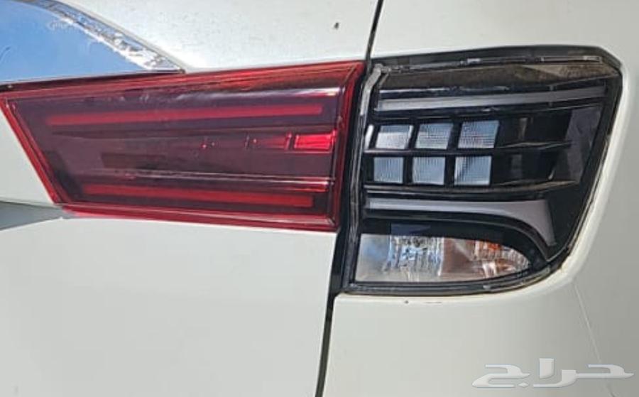 The Nissan Extra has a broken outer glass bottle for sale63200708327939115