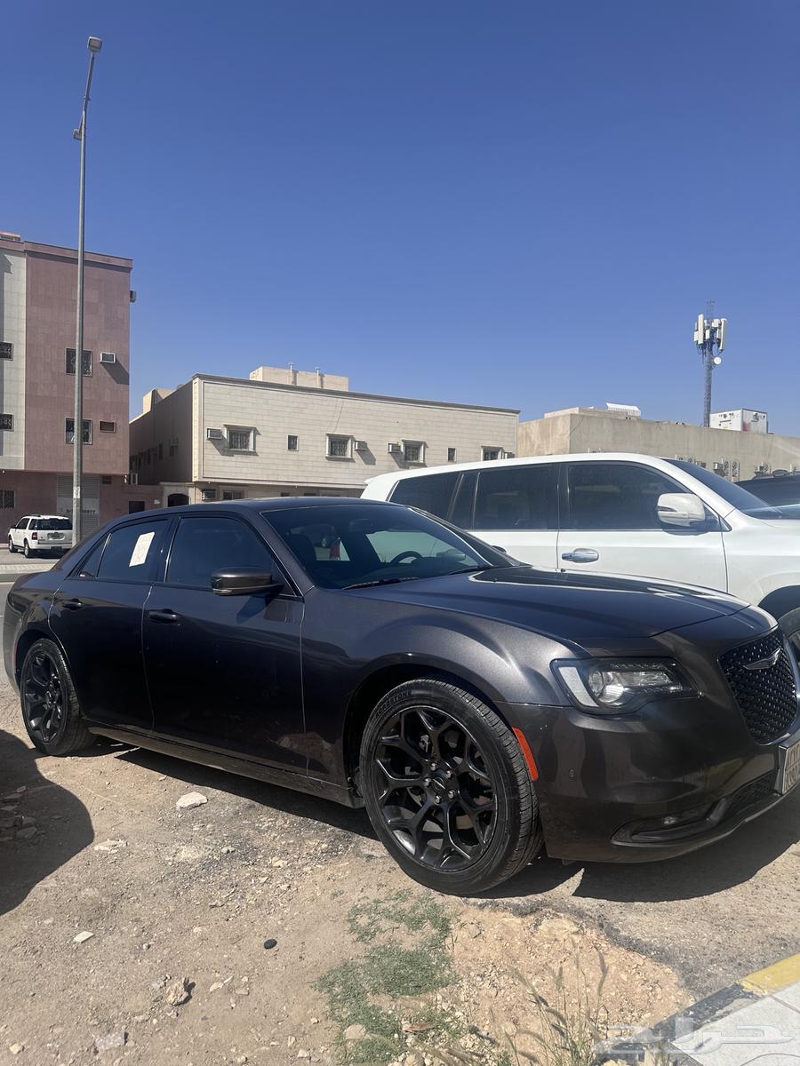 Chrysler 2020 300S imported to Kuwait (first owner)63197170037889114