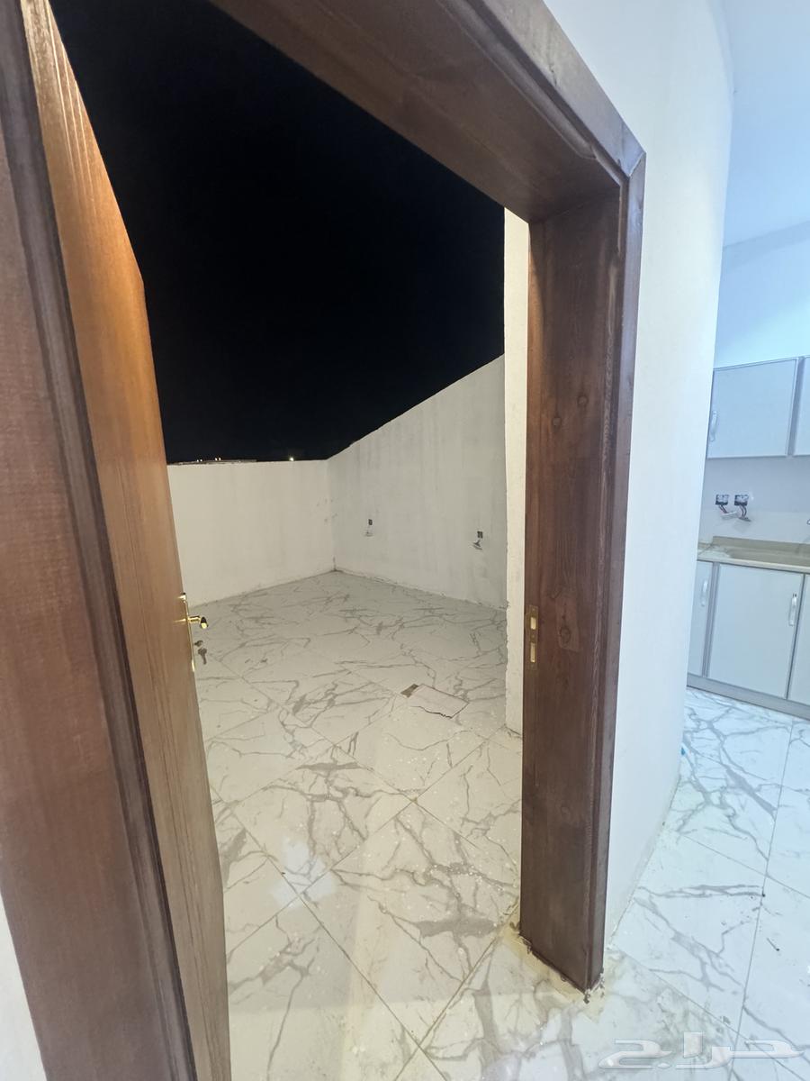 شقة للايجار63016932504834112