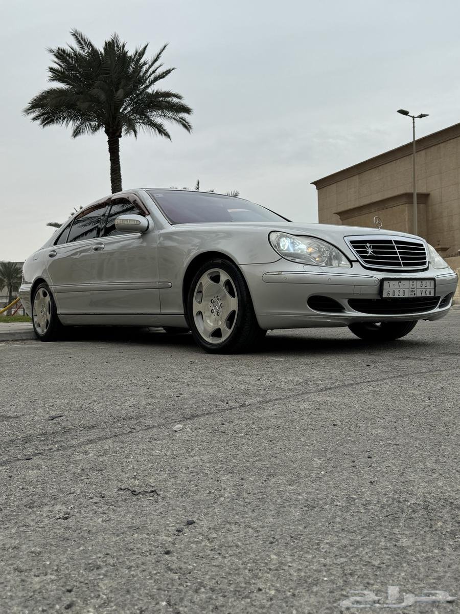 للبيع مرسيدس فياجرا موديل 2004631971938202901115