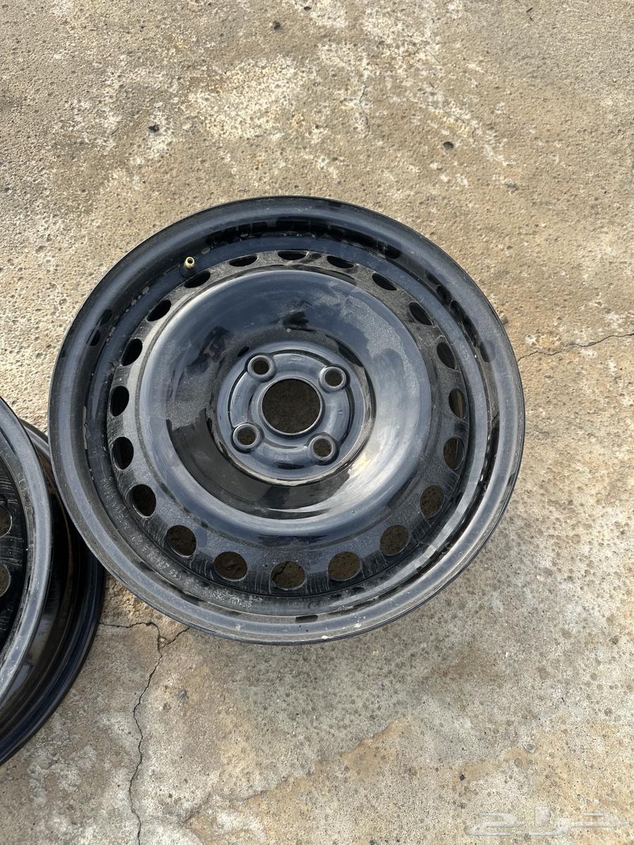 15-inch rims with 4 bolts63196705941121110