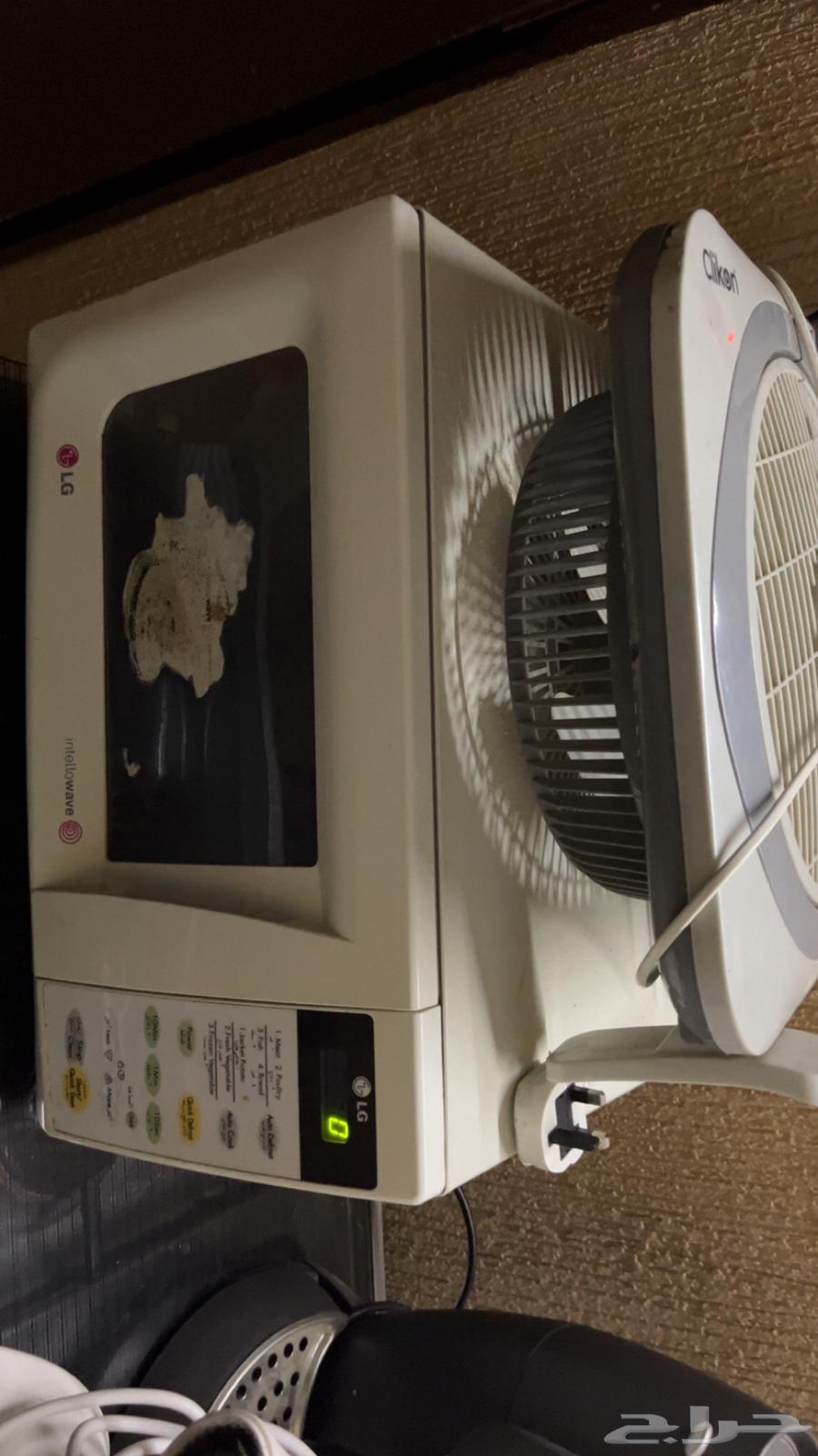 فرن ومكرويف بحاله جيده631314728541461129