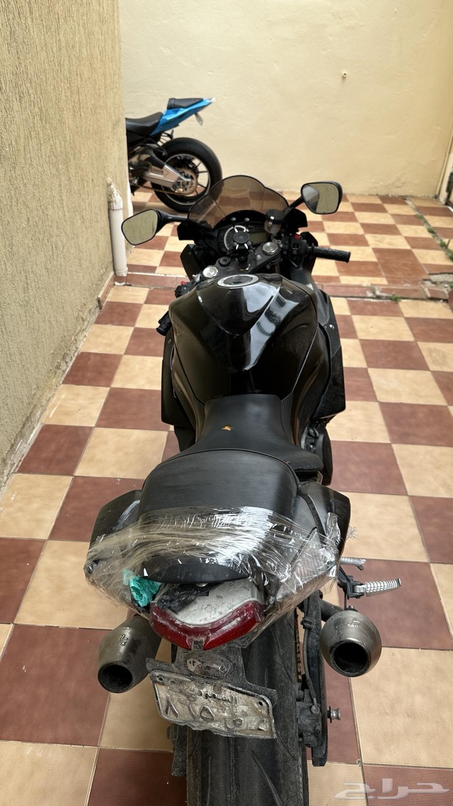 سوزوكي 1000 للبيع63192118878851111