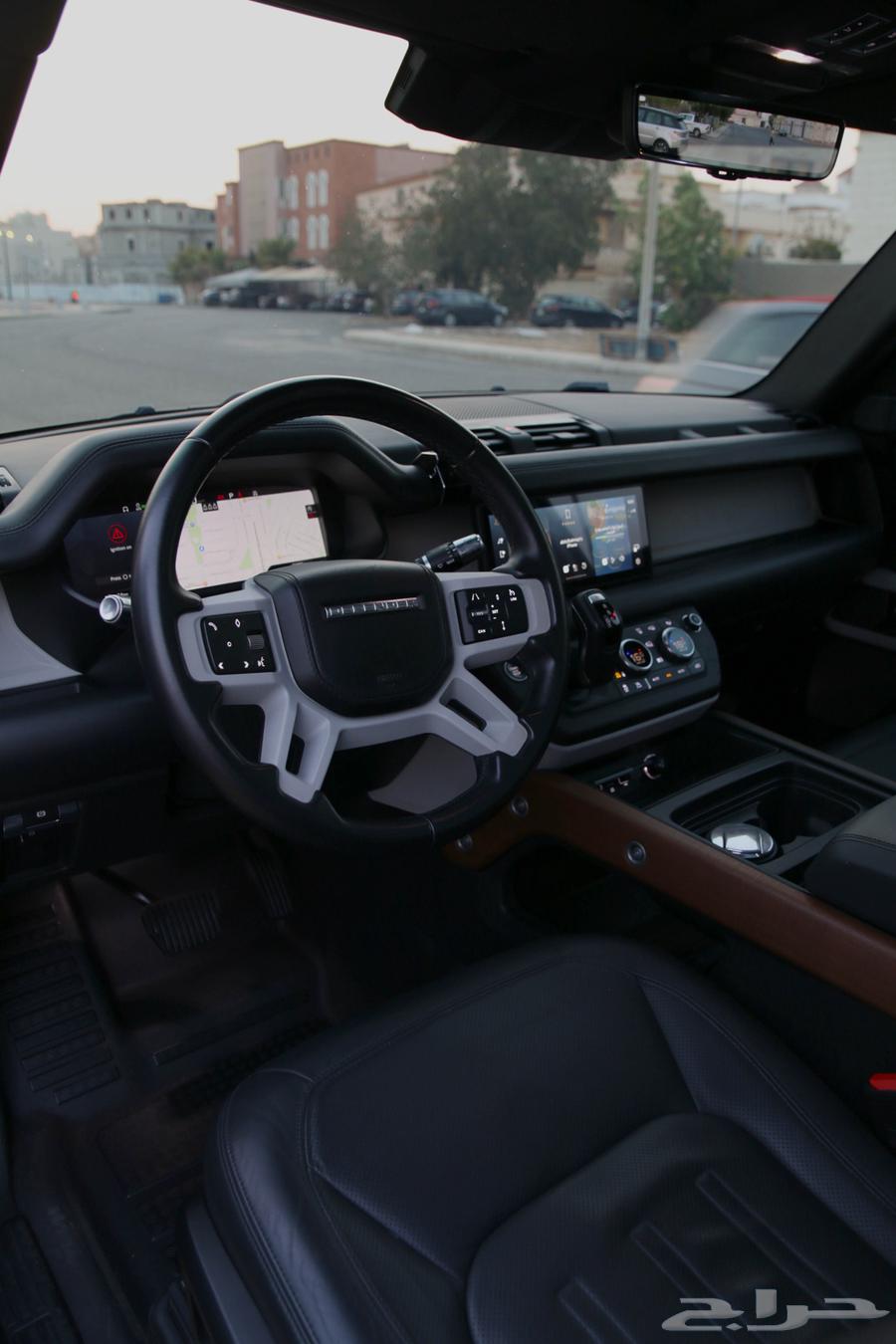 Defender 90 P400 V6 under warranty, imported by Al-Naghi.63193140404866114
