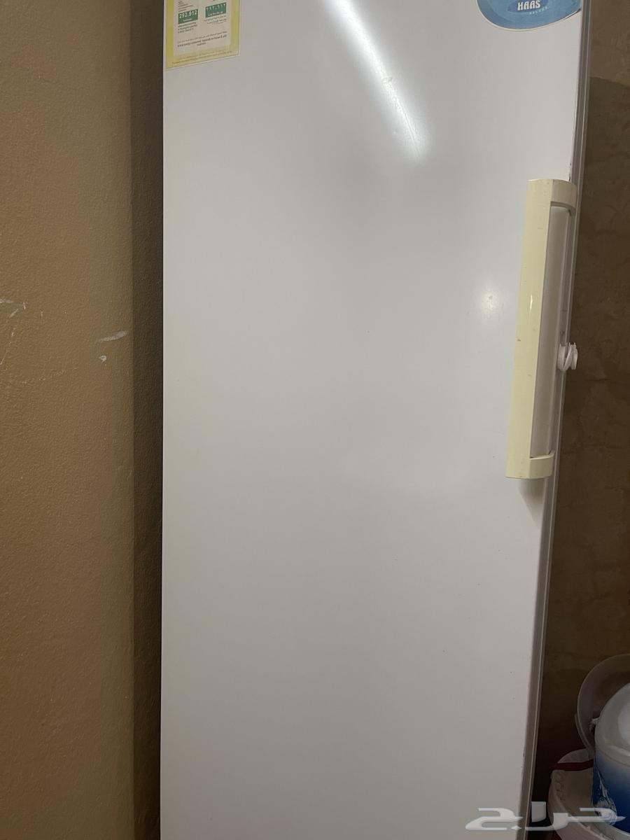 ثلاجه LG نص فريزر و فريزر طولي HAAS63326859933825111
