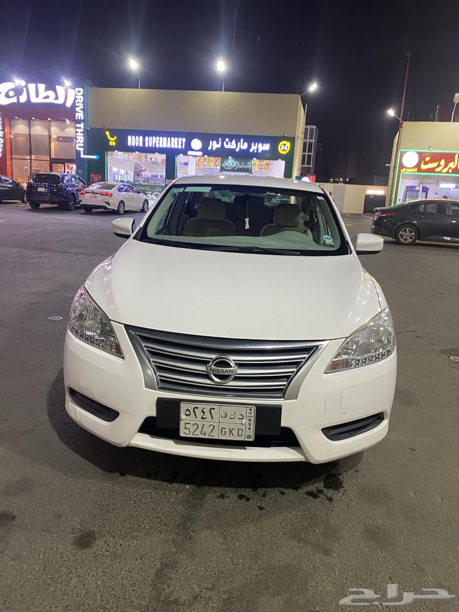 The 2020 Sentra car has driven 185,000. The car is clean63194620320258112