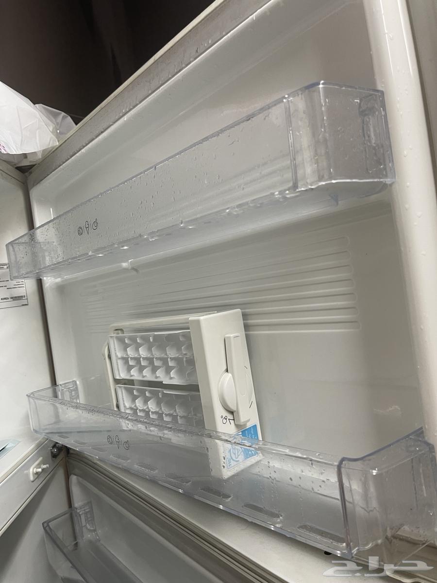 ثلاجه LG نص فريزر و فريزر طولي HAAS63326859933825112