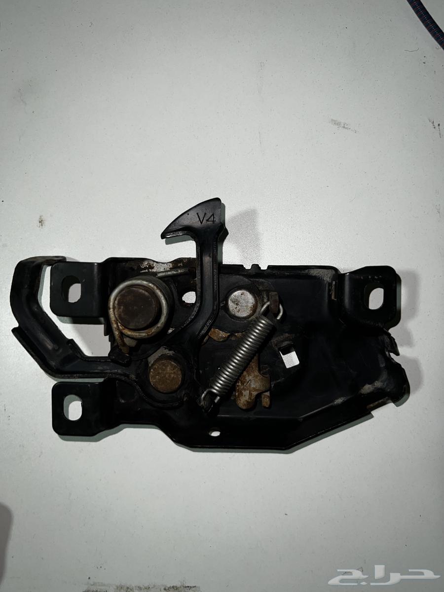 Honda Accord 98 - 2002 hood lock from 2001 - 2002631936383617301120
