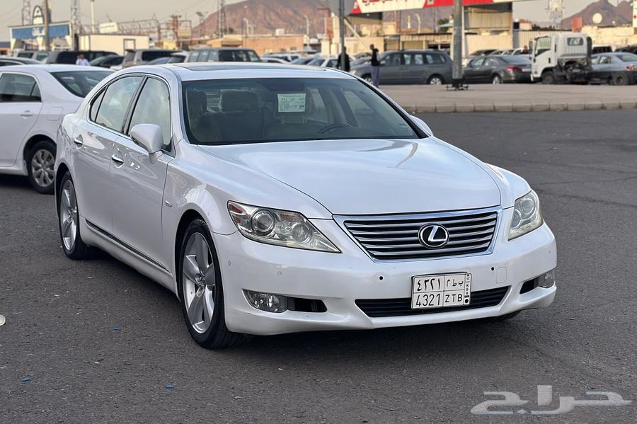 Lexus 2011 LS460L63191623583234111