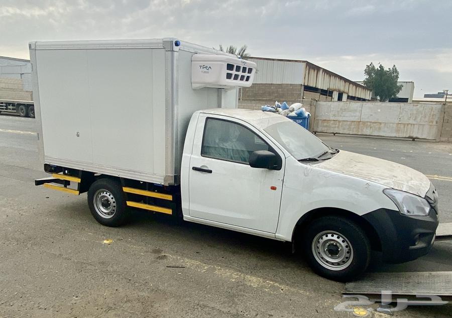 For rent, a 2025 Demax and Net Isuzu refrigerated freezer truck.63194146320769110