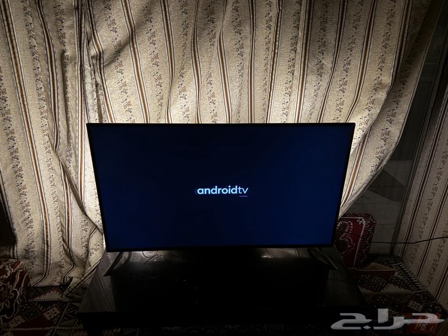تلفزيون 50 بوصه سمارت 4K HDR نظام اندرويد مع طاوله تلفزيون63153429892611114